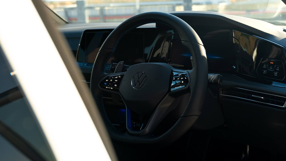 Components Featured Content Block 1000X562 Desktop VW Golf R Interior