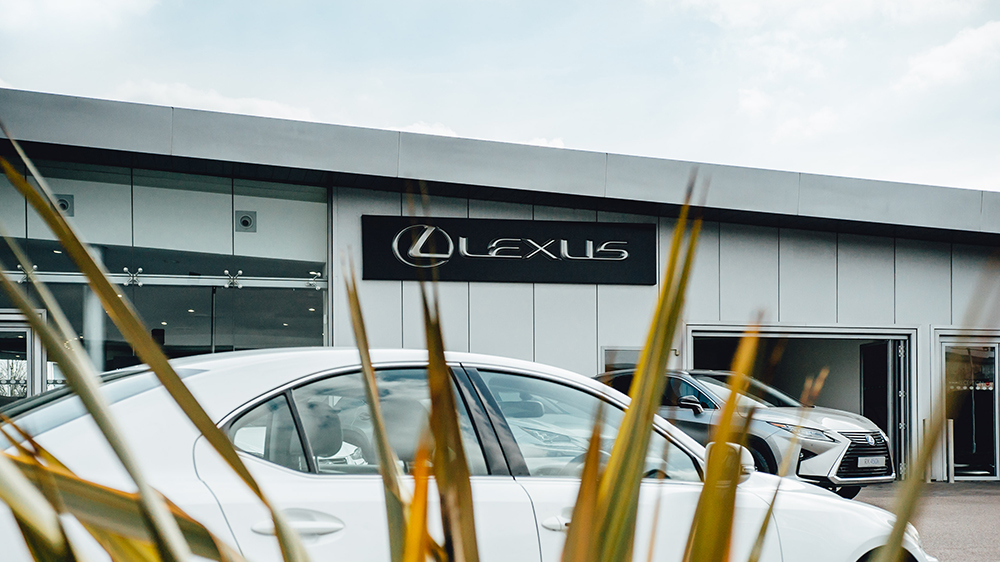 dealership - Lexus