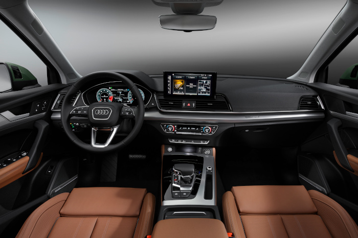 Audi-Q5-C2-700x466
