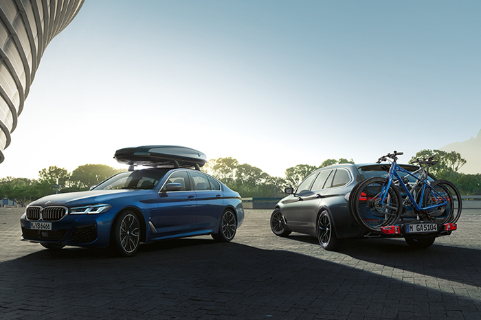 BMW 5 Series Saloon and Touring at Inchcape BMW 700x466