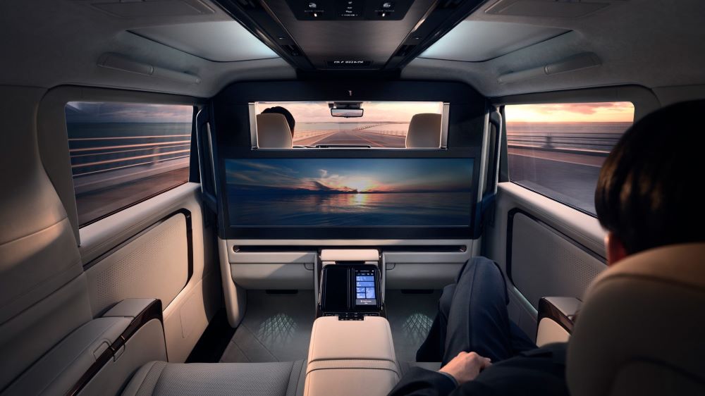 Lexus Luxury Mover 48 screen TV